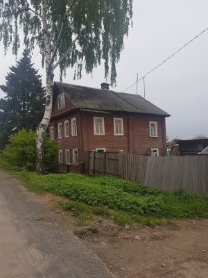 Это Тихвин, детка... :-).