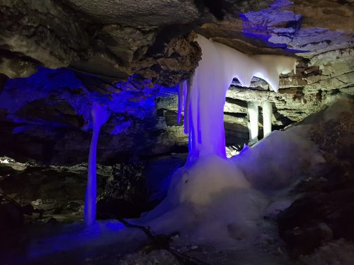 Кунгурская ледяная пещера