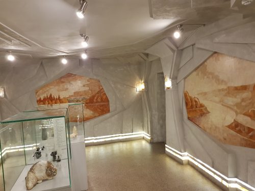 Селенитовая комната в Перми. Аналог янтарной, но из селенита