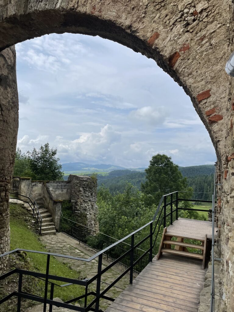 Любовнянский град